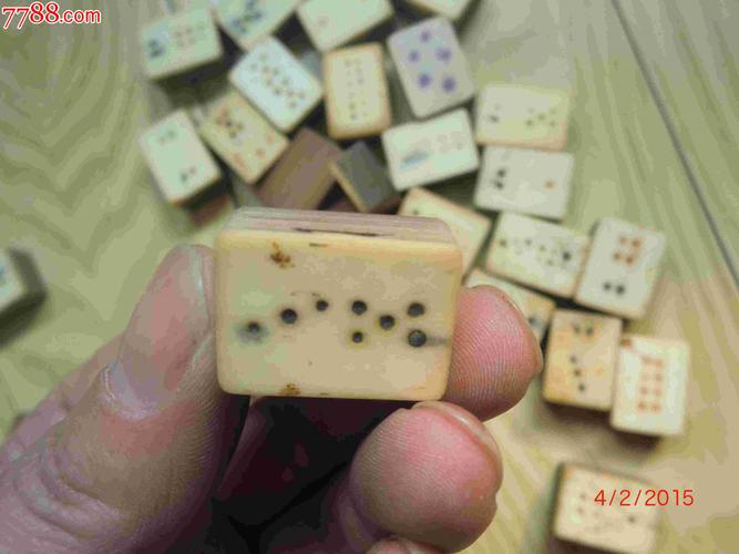 "Lá chắn xanh" phòng hộ ở phía Nam rừng Hòn Bồ đã bị chọc thủng.